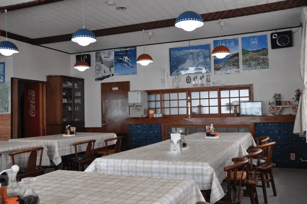 foodCourt